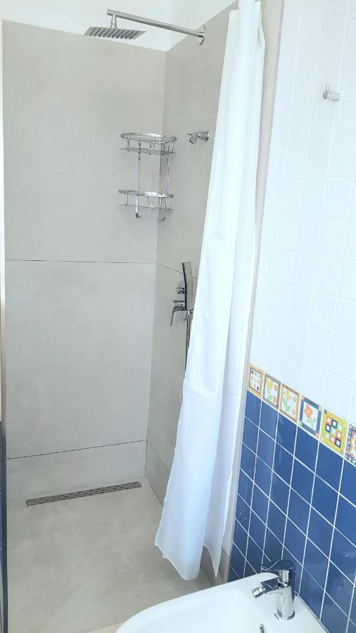 M&I Beach Apartment With Sea View Durres Bagian luar foto